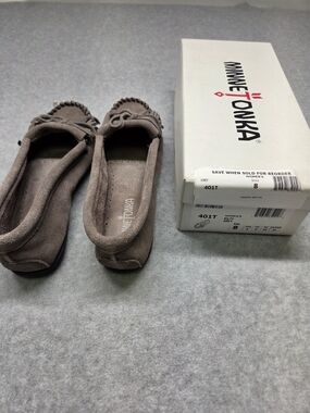 Minnetonka Women's Grey Suede Moccasin Slip-Ons